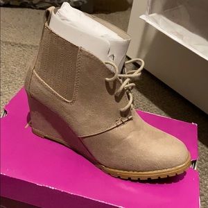 Women’s Boots size 8